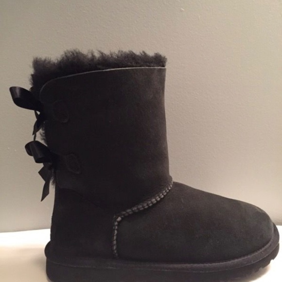 Ugg Bailey Bow Boots - Picture 3 of 6